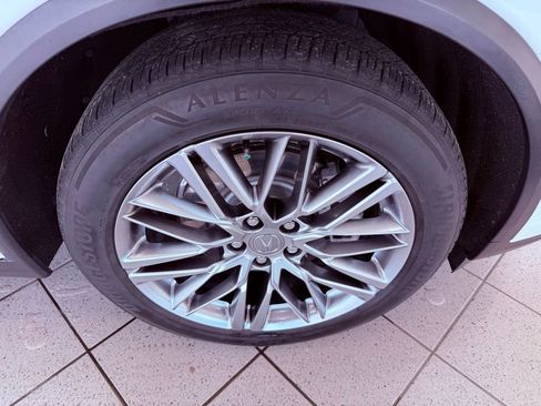 Used 2023 Acura MDX SH-AWD w/ Advance Package image 21