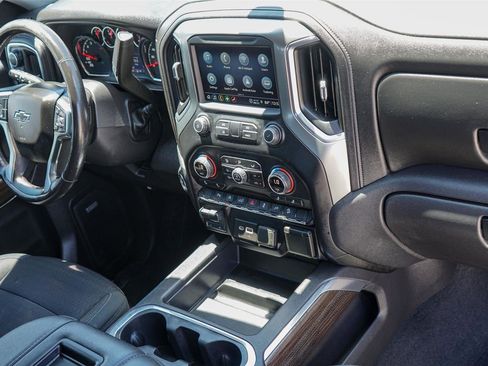 Used 2021 Chevrolet Silverado 1500 LT Trail Boss w/ Convenience Package II AWD/4WD image 27