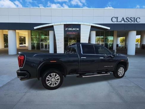 Used 2021 GMC Sierra 2500 Denali w/ Denali Ultimate Package image 8