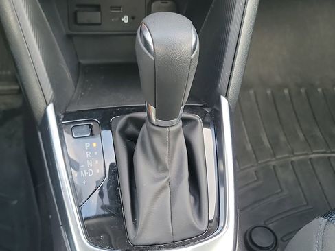 Used 2019 Toyota Yaris LE image 17