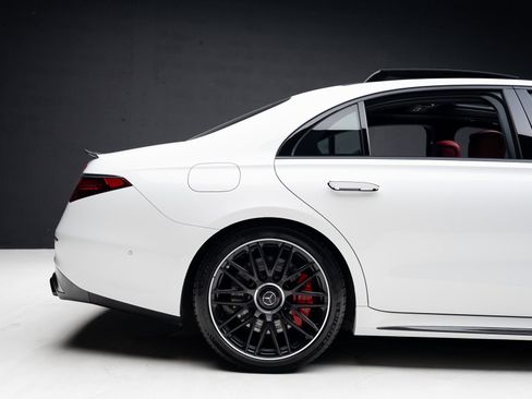 Used 2024 Mercedes-Benz S 63 AMG S image 41