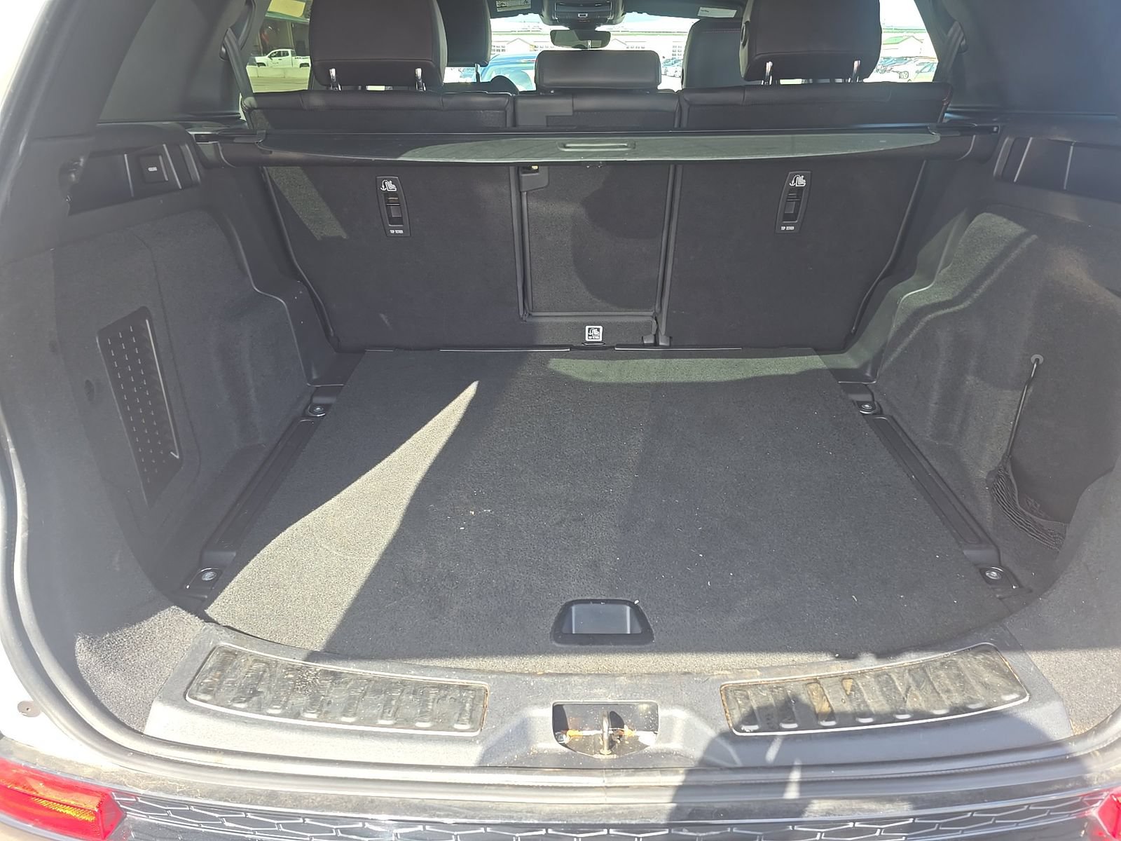 Used 2023 Land Rover Discovery Sport S R-Dynamic AWD/4WD image 15