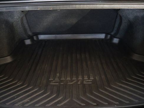 Used 2019 Honda Civic Sport image 13