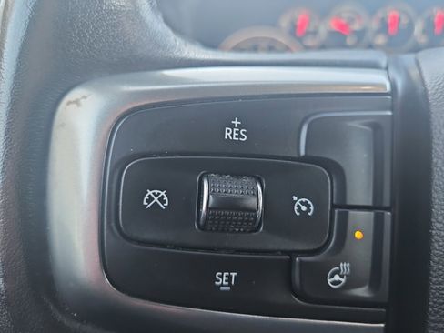 Used 2019 Chevrolet Silverado 1500 LT w/ All-Star Edition image 11