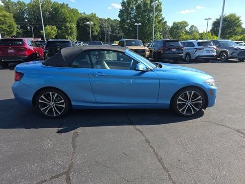 Used 2020 BMW 230i Convertible w/ Premium Package RWD image 7