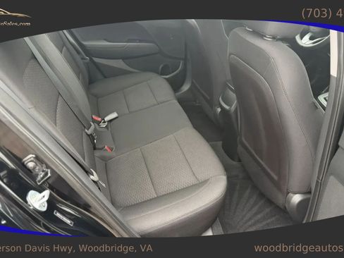 Used 2019 Hyundai Elantra SE w/ Cargo Package FWD image 15