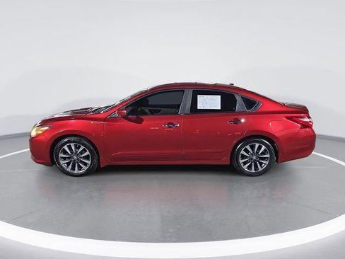 Used 2016 Nissan Altima 2.5 SV image 6