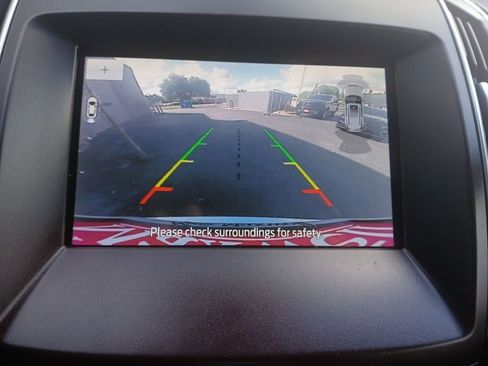 Used 2020 Ford Edge Titanium w/ Equipment Group 301A FWD image 9