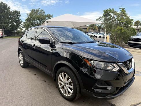 Certified 2022 Nissan Rogue Sport S FWD image 10
