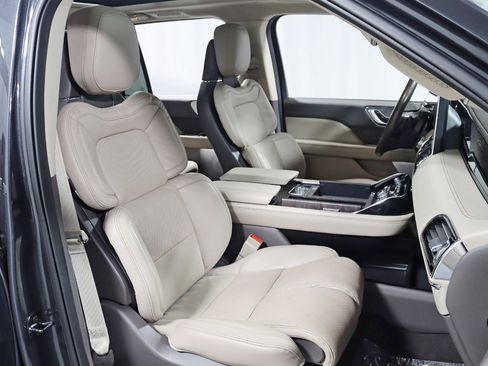 Used 2022 Lincoln Navigator L Reserve image 33