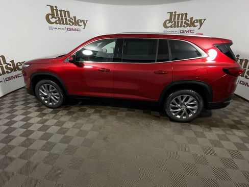 Used 2026 Buick Enclave Preferred w/ Power Package AWD/4WD image 5