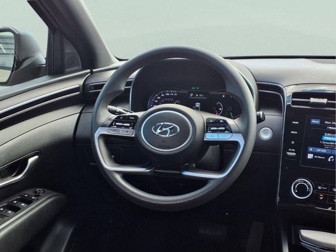 Used 2023 Hyundai Santa Cruz SEL image 13