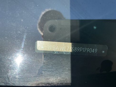 Used 2009 BMW 335i Convertible image 39