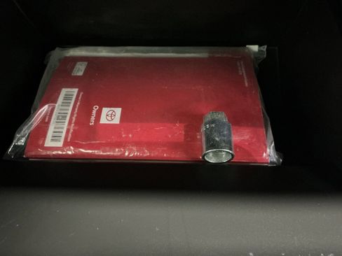 Used 2022 Toyota GR86 Premium image 29