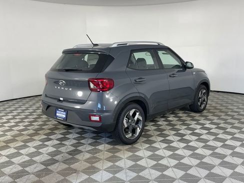 New 2025 Hyundai Venue SEL image 6