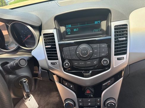 Used 2012 Chevrolet Cruze LS w/ Connectivity Package FWD image 16