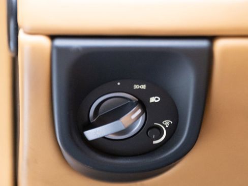 Used 2008 Aston Martin V8 Vantage Roadster image 65