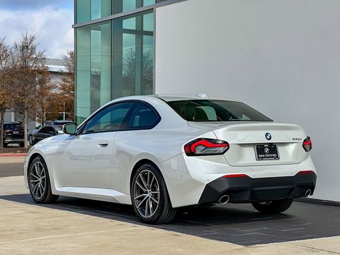 Certified 2025 BMW 230i Coupe image 7