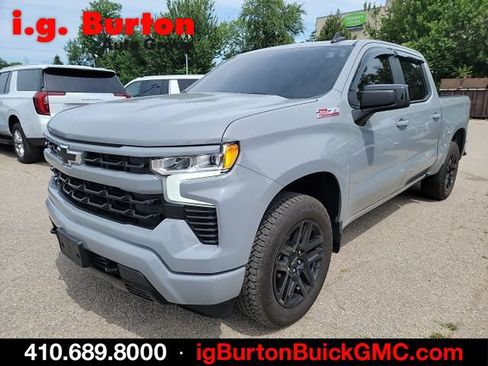 Used 2024 Chevrolet Silverado 1500 RST w/ Z71 Off-Road Package AWD/4WD image 3