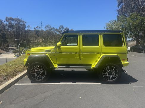 Used 2017 Mercedes-Benz G 550 Squared image 3