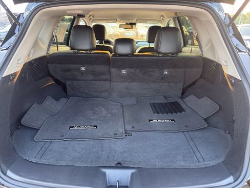 Certified 2024 Nissan Murano SV w/ SV Midnight Edition Package AWD/4WD image 35