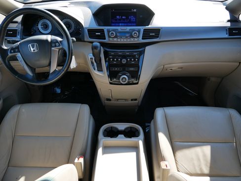 Used 2011 Honda Odyssey EX-L image 10