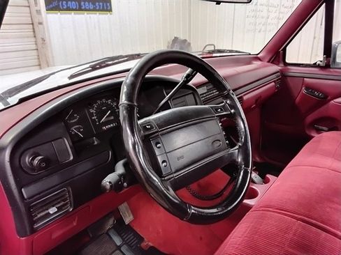 Used 1996 Ford F150 Lariat RWD image 11