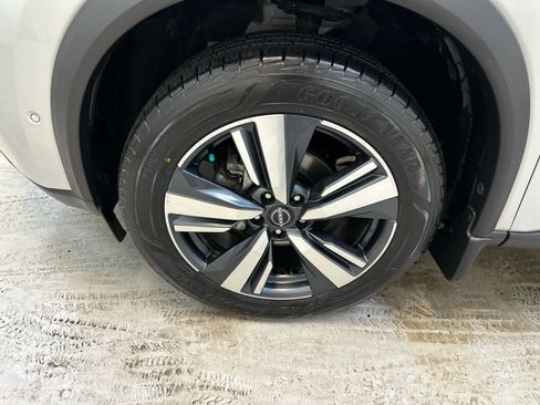 Certified 2022 Nissan Rogue SL w/ SL Premium Package image 12