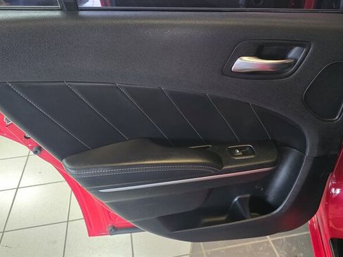 Used 2015 Dodge Charger SXT w/ Plus Group image 23