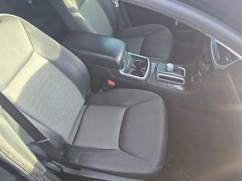 Used 2019 Chrysler 300 Touring w/ Sport Appearance Package RWD image 14