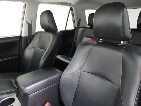 Used 2013 Toyota 4Runner Limited image 11