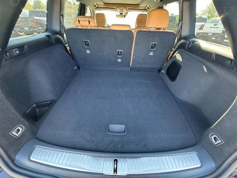 New 2025 Jeep Grand Cherokee Summit w/ Obsidian Package image 16