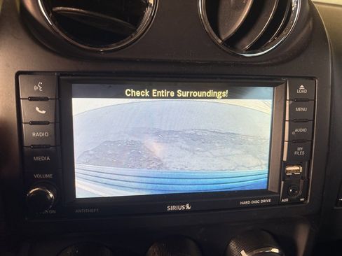 Used 2014 Jeep Patriot Latitude w/ Sun/Sound Group image 17