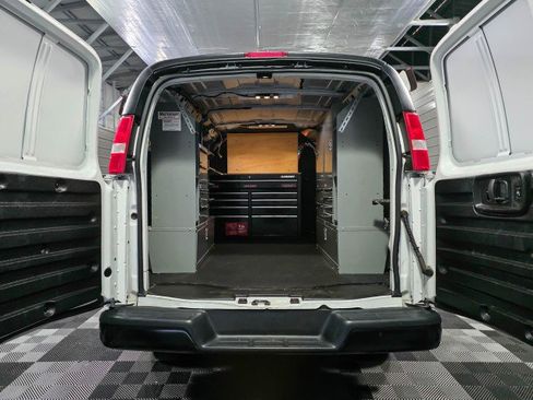 Used 2020 Chevrolet Express 2500 w/ Driver Convenience Package image 9