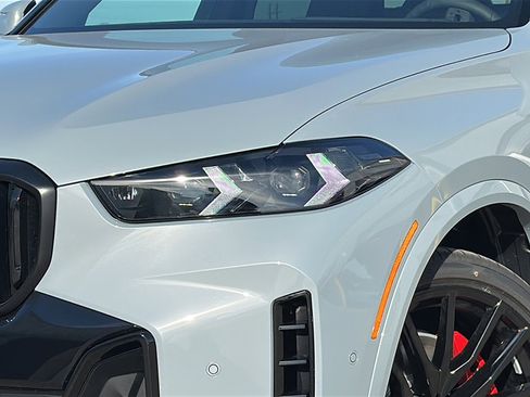 New 2026 BMW X5 xDrive40i w/ M Sport Package image 4