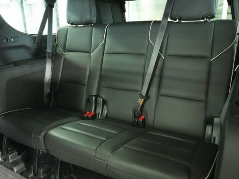 Used 2022 Cadillac Escalade ESV Sport w/ Touring Package image 38