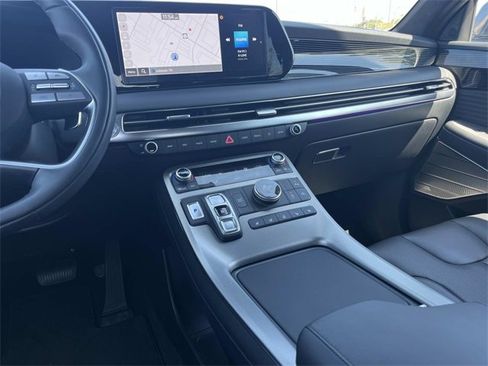 Used 2025 Hyundai Palisade Calligraphy image 15