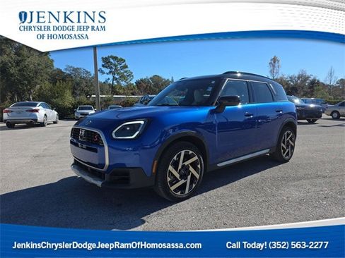 Used 2025 MINI Cooper Countryman S image 1