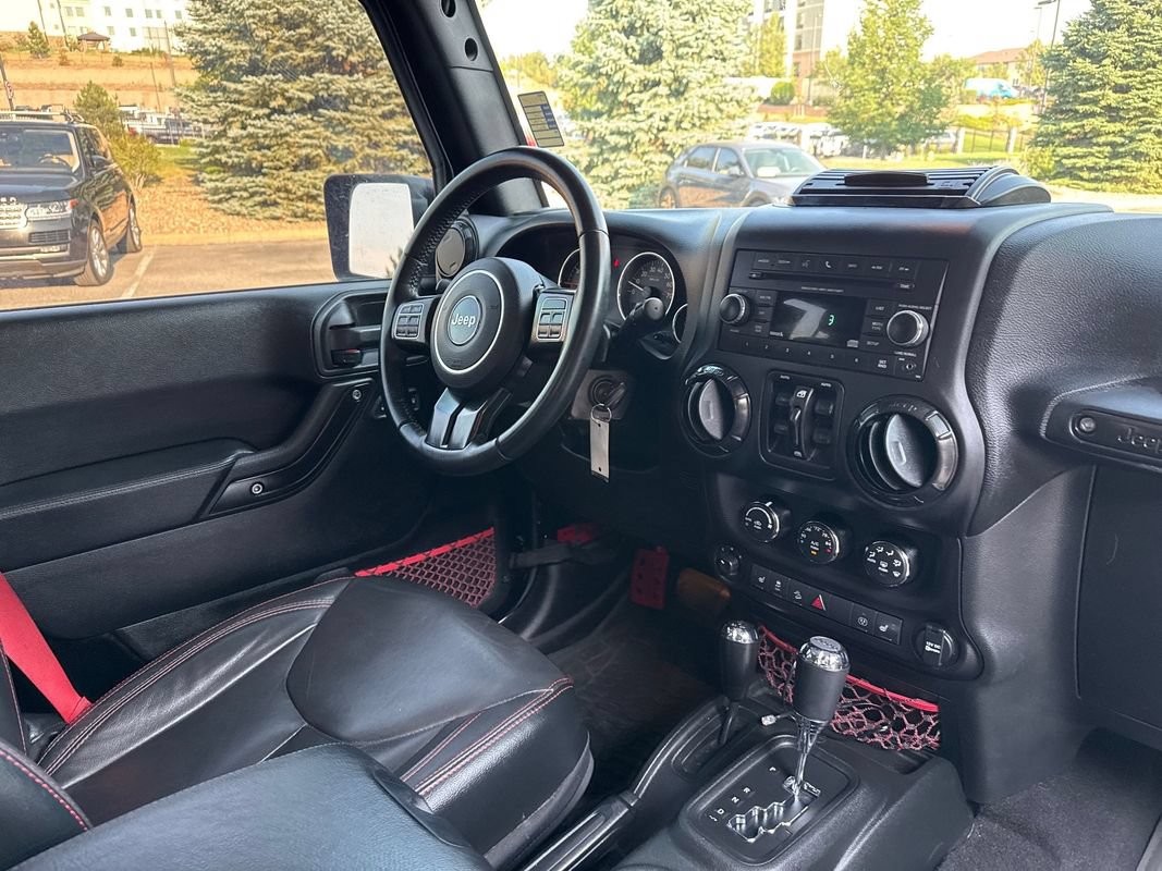 Used 2018 Jeep Wrangler Unlimited Rubicon AWD/4WD image 17
