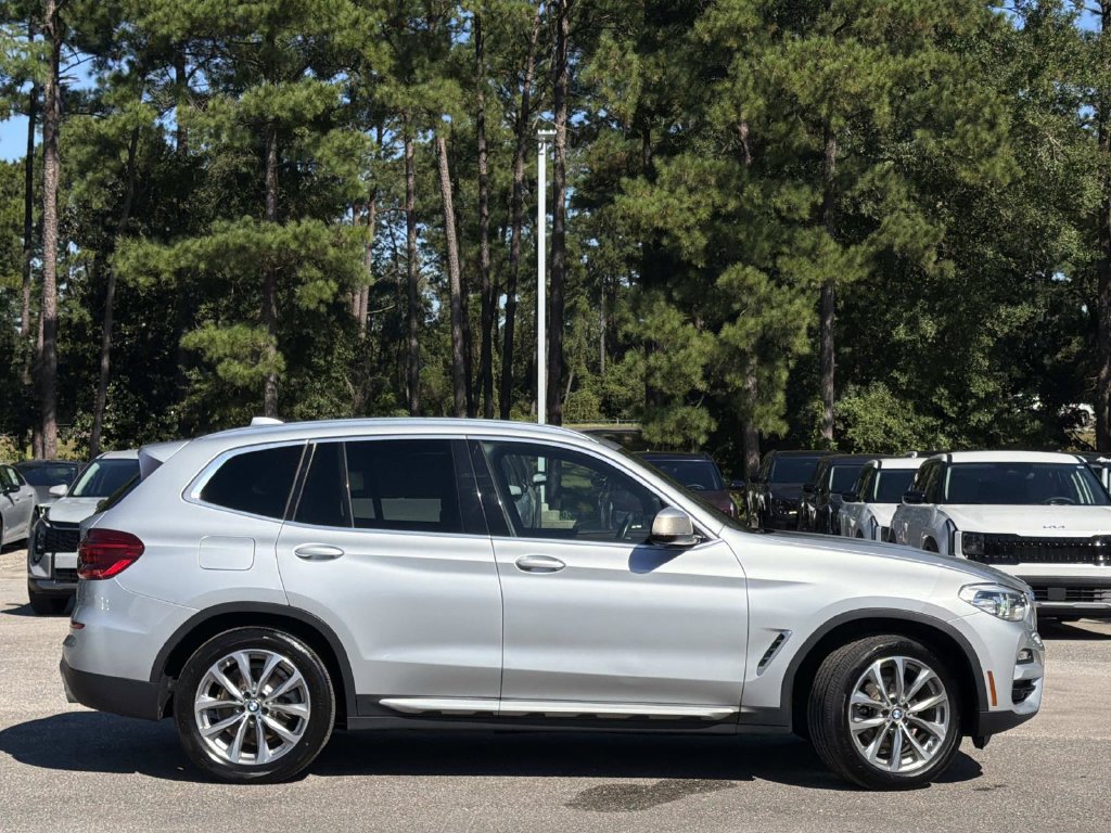 Used 2018 BMW X3 xDrive30i w/ Convenience Package AWD/4WD image 3