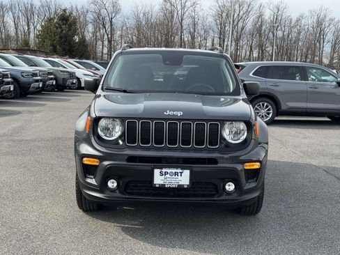 Used 2022 Jeep Renegade Latitude image 27