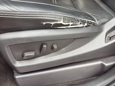 Used 2015 GMC Yukon Denali w/ Premium Package image 12