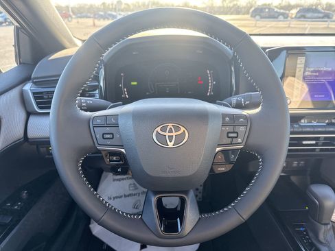 Certified 2026 Toyota Camry SE image 11