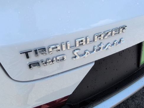 Used 2023 Chevrolet TrailBlazer LT w/ Convenience Package AWD/4WD image 33