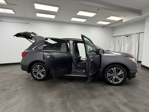 Used 2017 Acura MDX w/ Technology Package AWD/4WD image 24