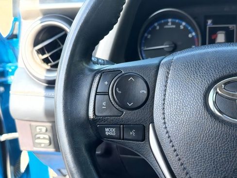 Used 2018 Toyota RAV4 XLE w/ Protection Package FWD image 20