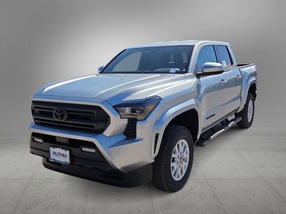 New 2025 Toyota Tacoma SR5
