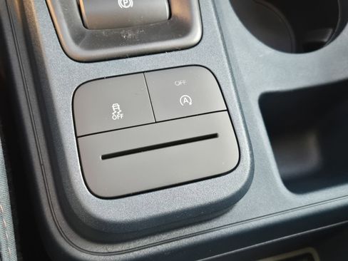 New 2026 Ford Maverick Lariat w/ 4K Tow Package image 10