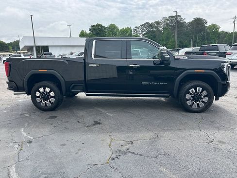 Used 2025 GMC Sierra 2500 Denali w/ Denali Reserve Package AWD/4WD image 5
