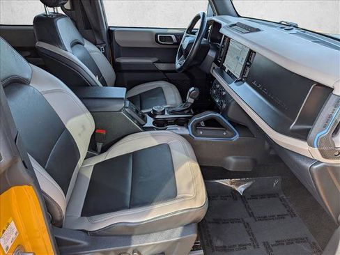 Used 2022 Ford Bronco Wildtrak image 21